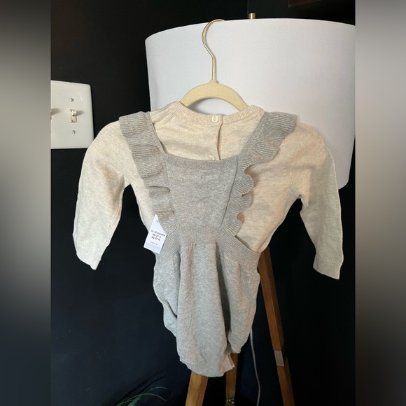 NWT BABYGAP Baby Two-Piece Sweater Outfit Set Size 12-18 Months - Picture 7 of 8